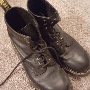 Dr.Martens combat boots (size 9)